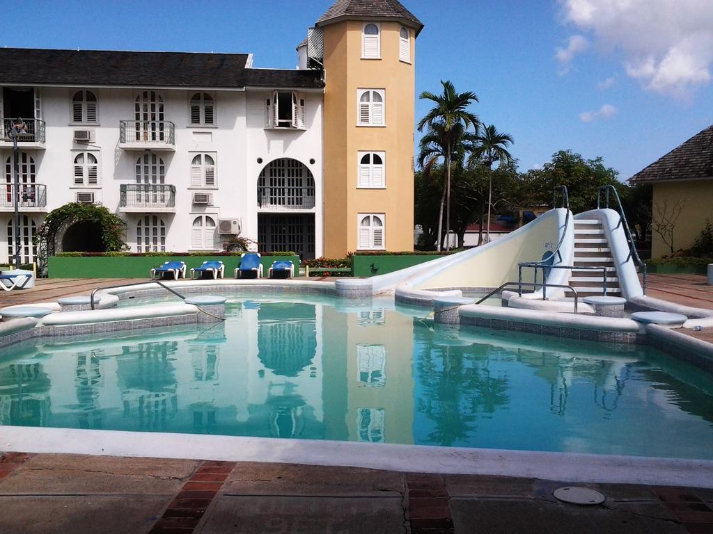 Studio 27 Ocho Rios Bagian luar foto